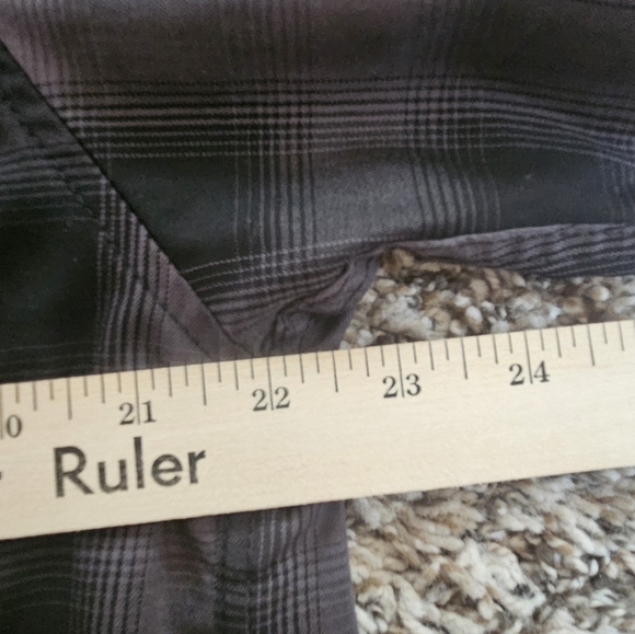 Dixxon "South Gate" men's short-sleeve button-down flannel print large - Picture 7 of 8